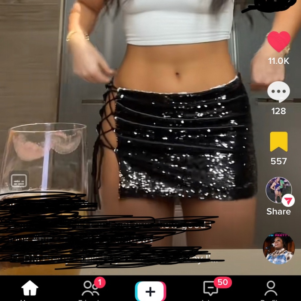 ISO LIONESS SEQUIN SKIRT